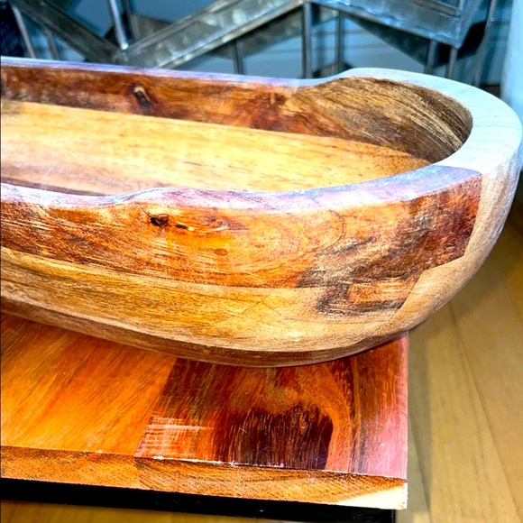 Rustic Wooden Serving Bowl - Picture 9 of 16